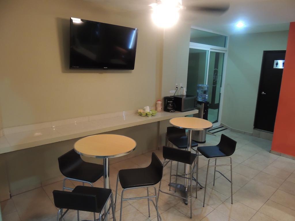 Hotel Metropolitano טמפיקו מראה חיצוני תמונה